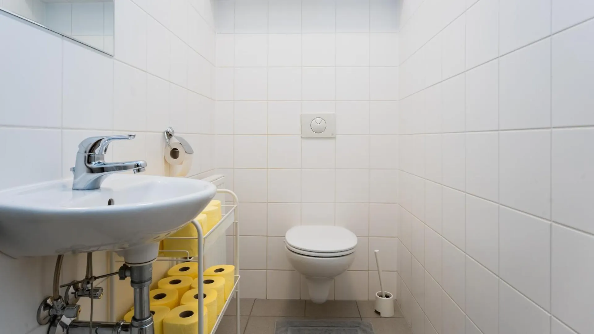 Zimmer 1230 Apartment Vienna